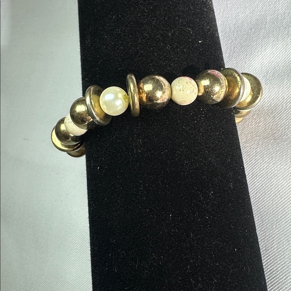 Gold-Tone Beaded Stretch Bracelet with Pearl Accent
